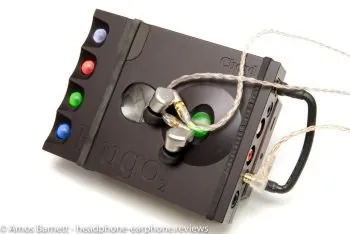 Chord Hugo 2 Campfire Audio Vega ALO Audio Reference 8