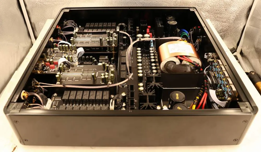 Audio-gd R-28